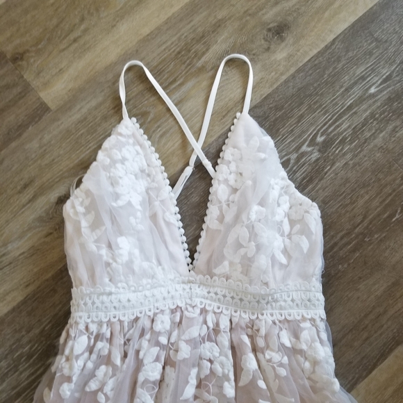 Aakaa White Ivory Embroidery Mesh Party Cocktail Evening Dress Size Small - Picture 2 of 9